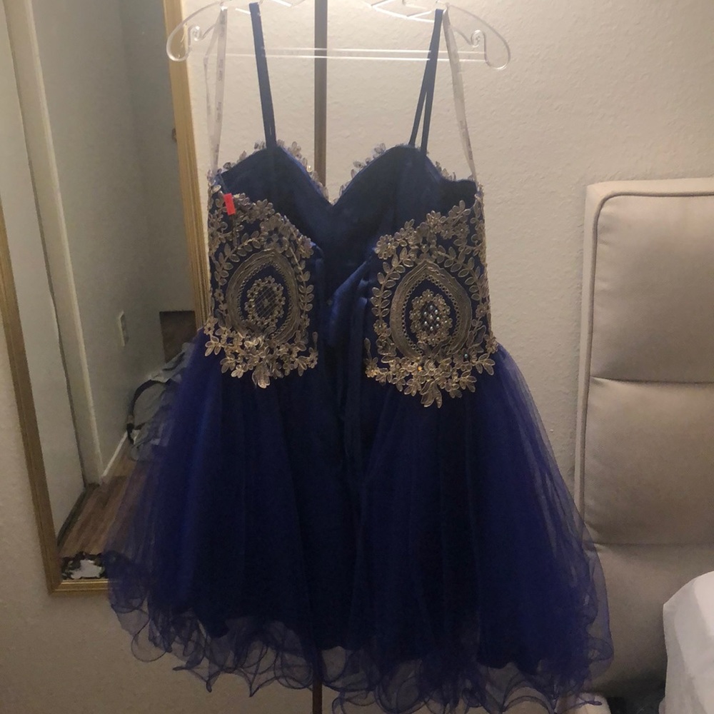 Dress - Picture 2 of 2